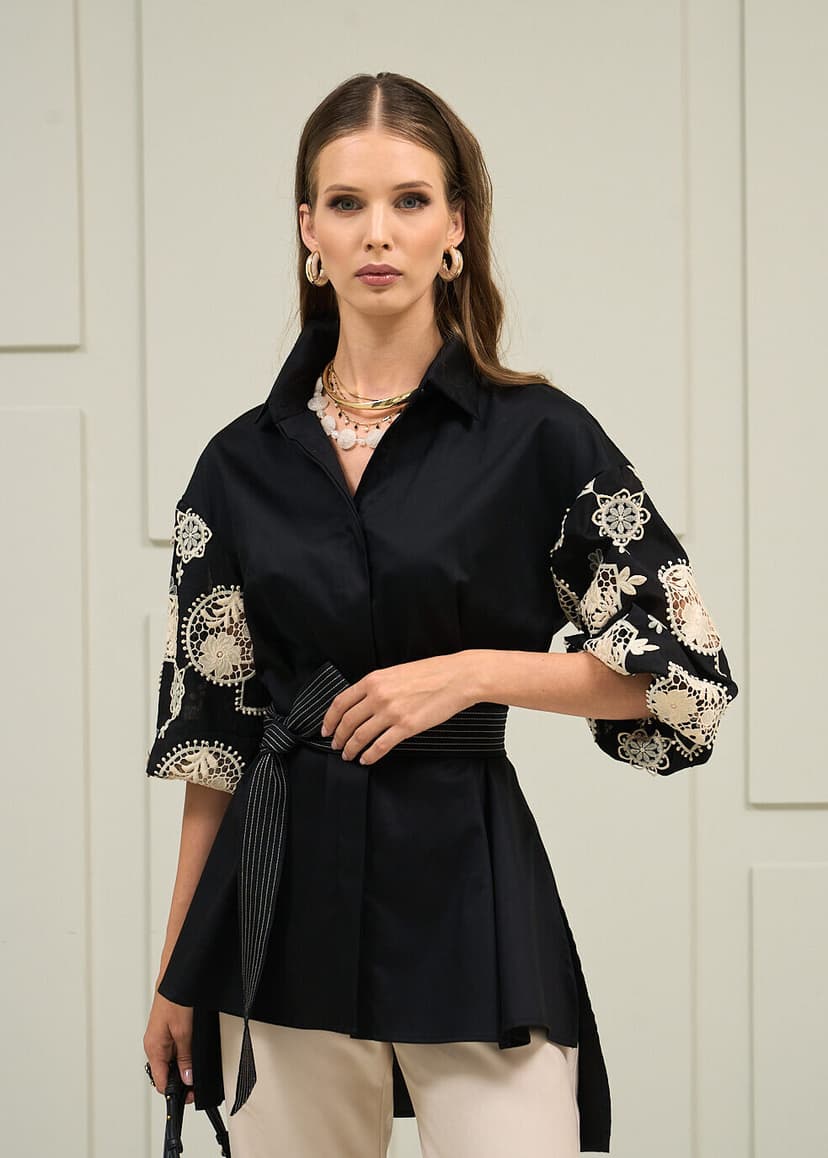 Long black blouse with elegant sleeves