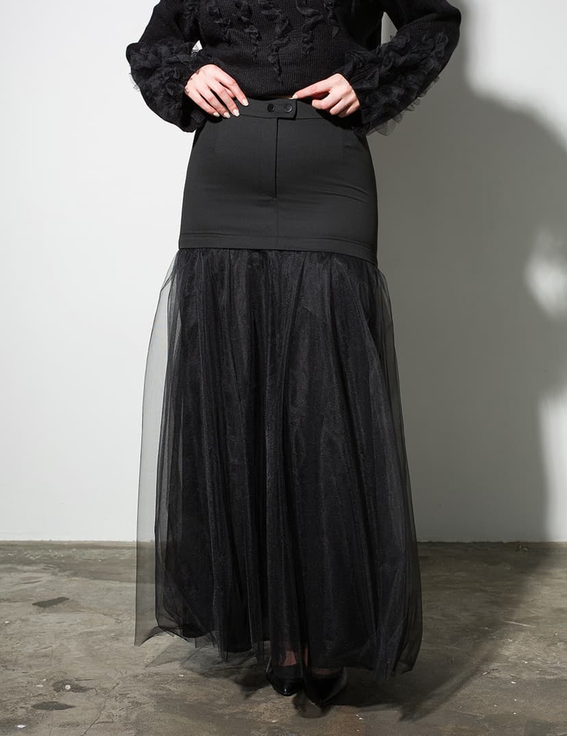 Maxi skirt with tulle overlay