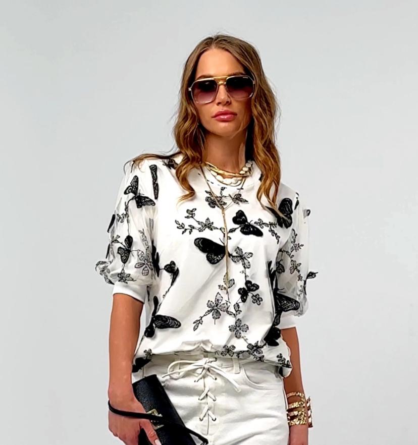 Elegant knit blouse with 3D butterflies