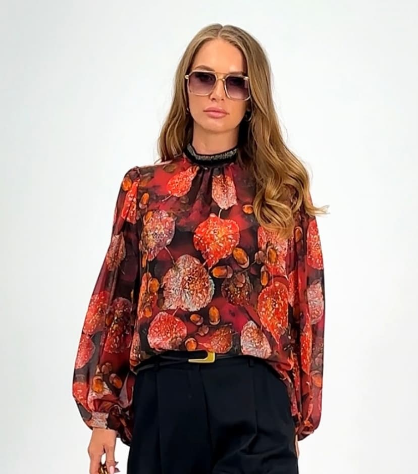 Elegant chiffon blouse with exclusive print