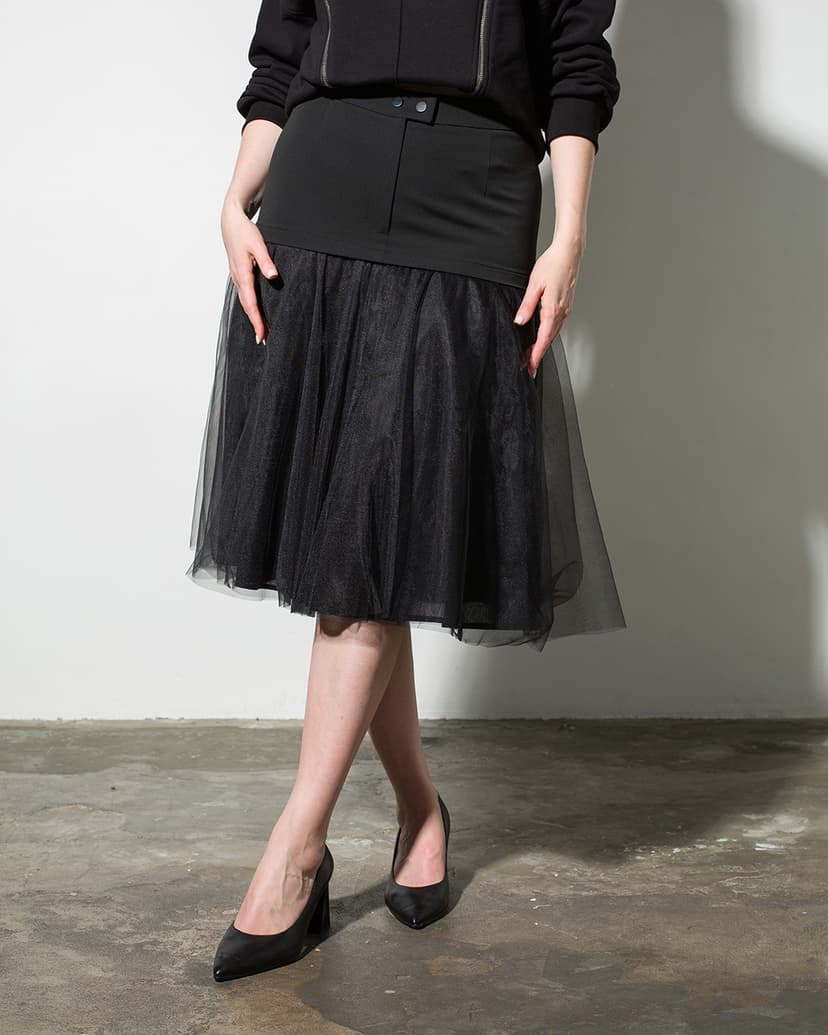 Midi skirt with tulle overlay