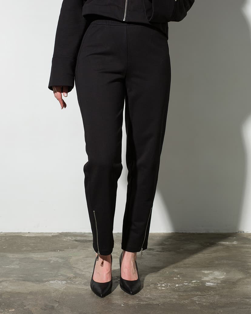 Knitted сotton trousers with zippers