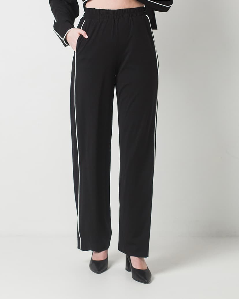 Knitted trousers with contrasting stripes